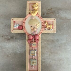 Precious moments cross (girls)Jesus loves me